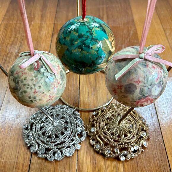 Vintage Decoupage Christmas Ball Ornament Set of 3 - Paper Mache Angel & Roses - Picture 1 of 14